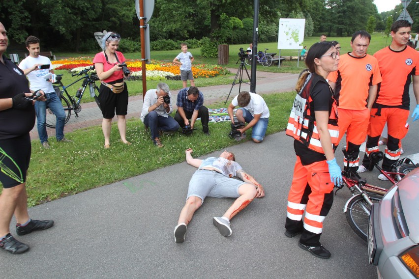 Wypadek z udziałem rowerzysty w Katowicach SYMULACJA