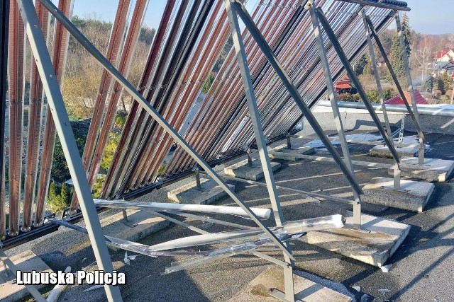 W szkole w Czerwieńsku zniszczono kolektory słoneczne o wartości 160 tys. zł