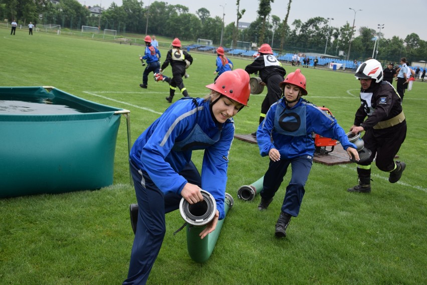 Migawki z zawodów OSP na stadionie w Żninie