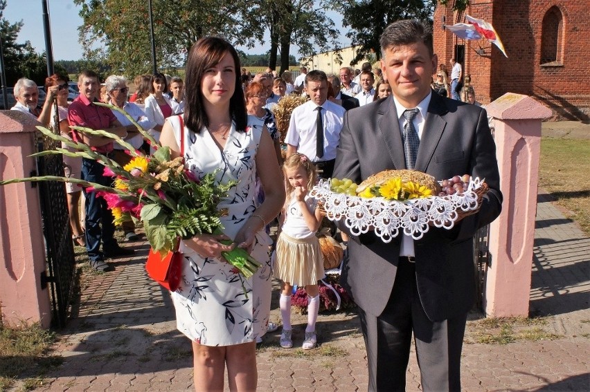 Uroczystości dożynkowe odbyły się w Dąbrowie Biskupiej....