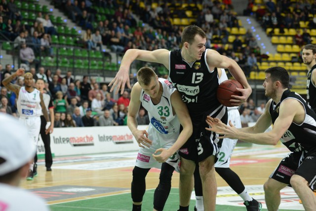 W akcji mistrzowie Polski Stelmet BC. Kibice koszykówki w Zielonej Górze nie będą musieli wybierać miedzy basketem a żużlem.
