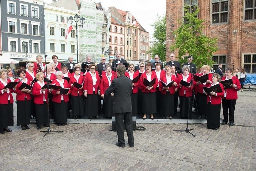 Uroczystości 3 Maja na Starym Rynku 