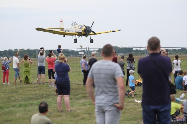 W sobotę, 10 sierpnia, zakończyły się Mistrzostwa Akrobacji Samolotowej. Tego dnia zorganizowano specjalny pokaz lotniczy na toruńskim lotnisku. Zobaczcie zdjęcia!