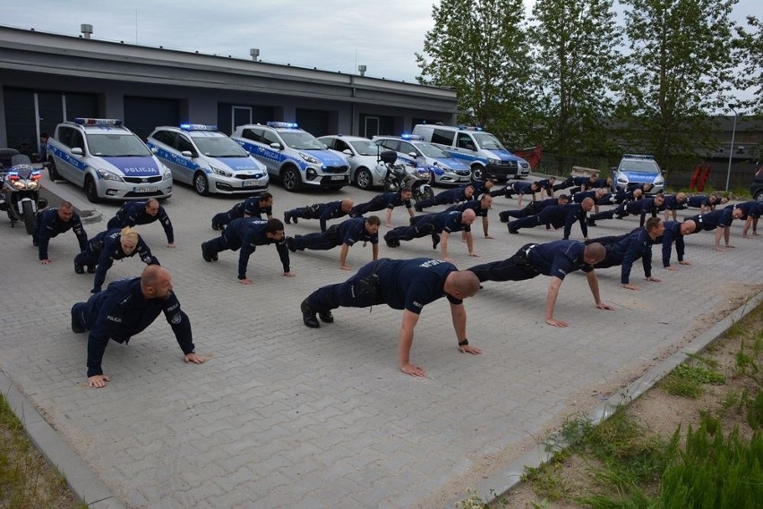 Policja ze Słupska pompuje dla dzieci chorych na SMA