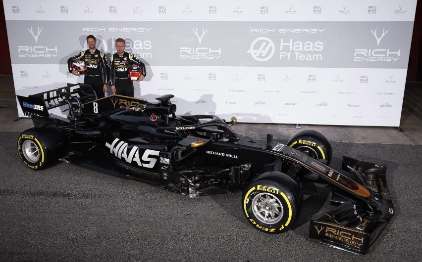 Rich Energy Haas F1 Team - BOLID Haas VF-19...