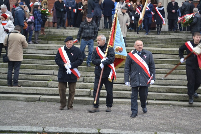 Święto Niepodległości w Częstochowie. Msza święta w Archikatedrze i marsz aleją NMP [ZDJĘCIA]