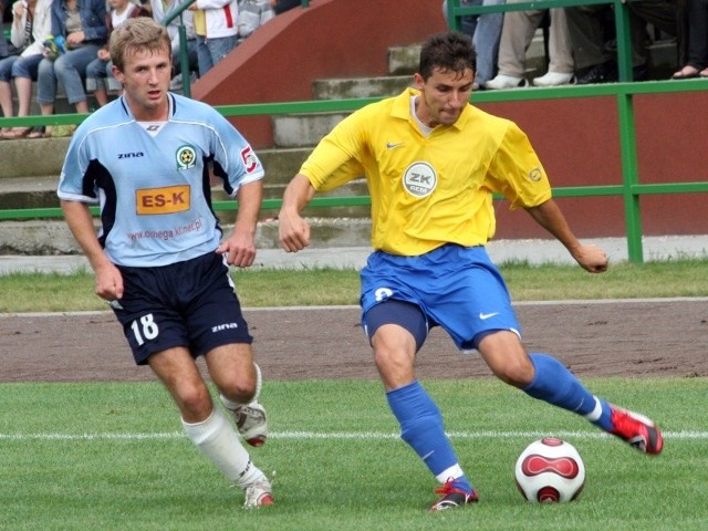 Marcin Rogowski (w żółtej koszulce) może sobie szukać nowego klubu.