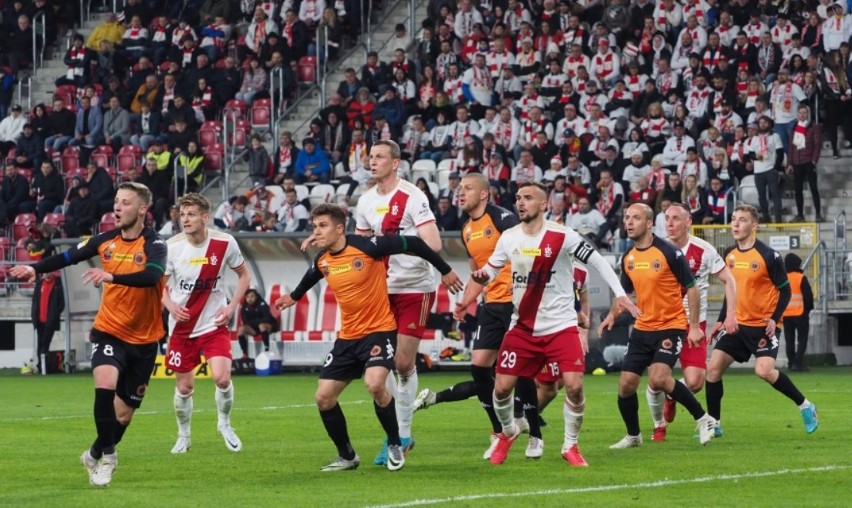 Chrobry - ŁKS. Teraz trzeba wygrać na stadionie w Głogowie