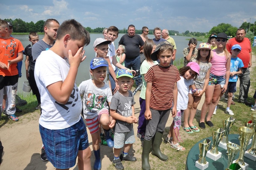 Zawody zorganizowało koło Polskiego Związku Wędkarskiego na...