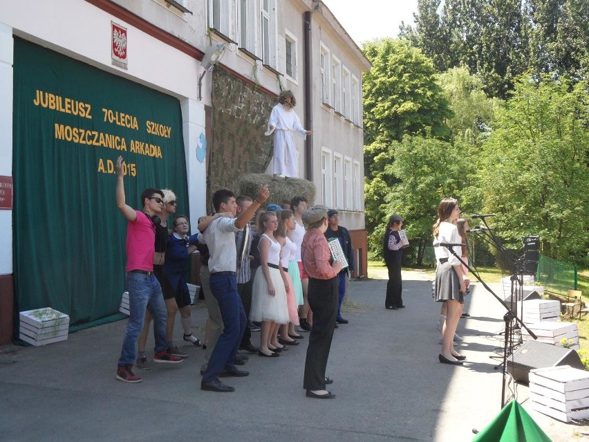 70-lecie Zespołu Szkół Agrotechnicznych i Ogólnokształcących im. Józefa Piłsudskiego w Żywcu [FOTO]