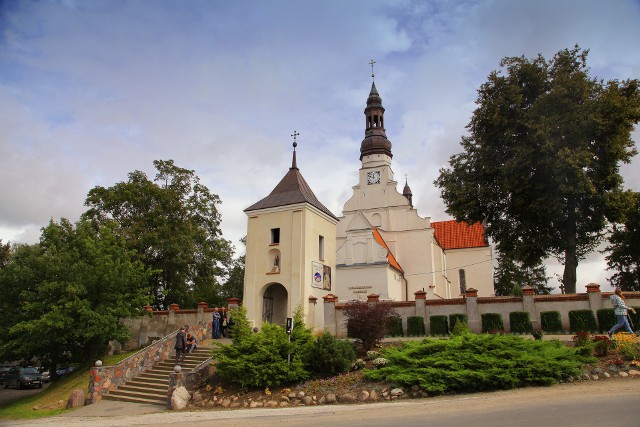 W sanktuarium w Byszewie m.in. wymieniane będą posadzki w prezbiterium