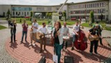 Miejski folk, country i blues prosto spod Wawelu. Kraków Street Band wystąpi 19 kwietnia w klubie Zaścianek 