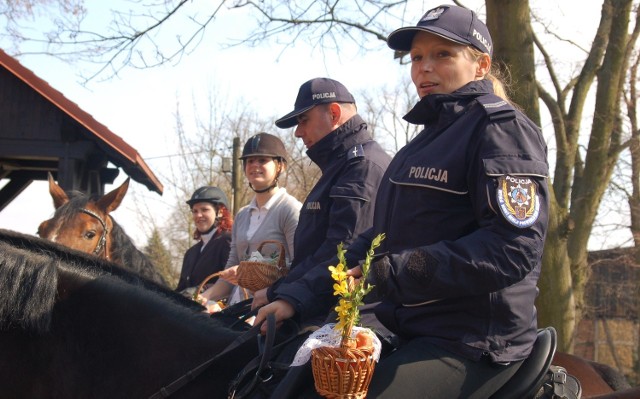 Poświęcony pokarm konie dostaną z niedzielę rano, przy porannym kamieniu.