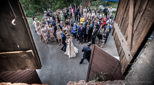 Coraz więcej młodych par decyduje się wziąc ślub w nietypowym miejscu takim, jak na przykład odnowiona stara gorzelnia w Czechowicach-Dziedzicach przy ul. Kotulińskiego 6