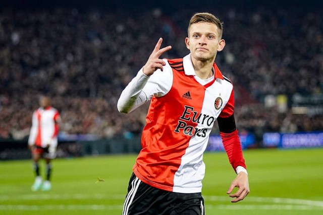 Sebastian Szymański po wypożyczniu z Dynama Moskwa do Feyenoordu Rotterdam został sprzedany tego lata z Dynama do Fenerbahce Stambuł