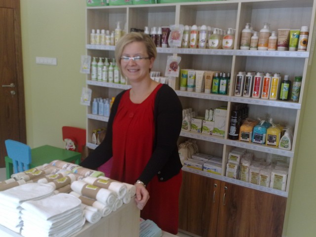 Olga Pietraszewska, właścicielka sklepu podkreśla, że służy zawsze pomocą i informacją przy wyborze kosmetyków czy innych dostępnych w Eko Krainie produktów.