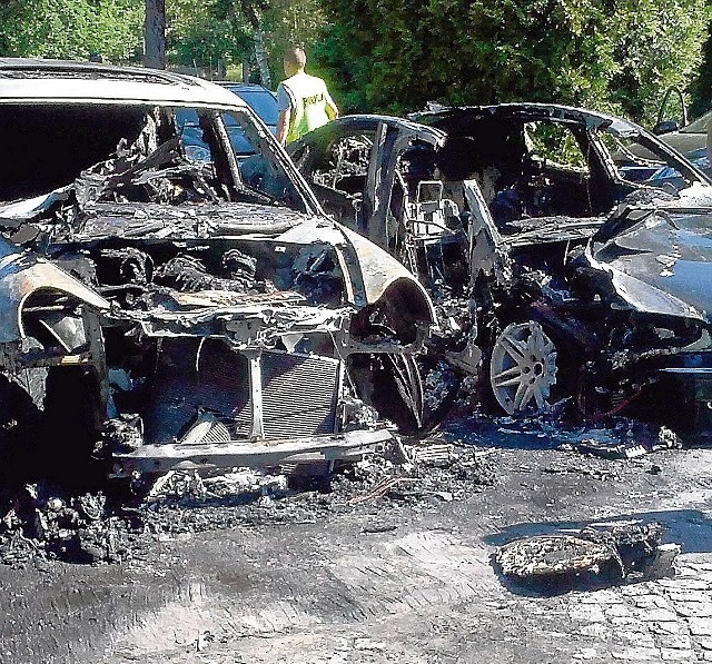 Auto "skruszonego" gangstera Witolda M. "Szkieletora" spłonęło przed dwoma tygodniami. Policja wciąż nie ma pewności, czy to podpalenie