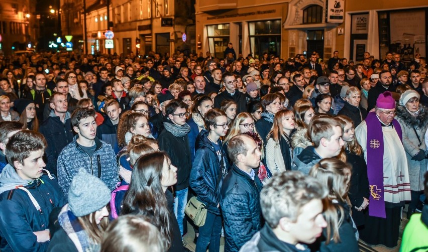 30 marca wieczorem ulicami Bydgoszczy odbyła się Droga...