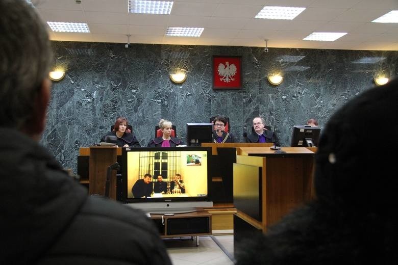 Proces Mariusza K. oskarżonego o zabójstwo w Kiełkowie.