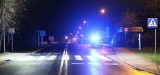 Policja w Kętach poszukuje kierowcę volkswagena. W Bulowicach na przejściu dla pieszych potrącił 18-latkę i odjechał