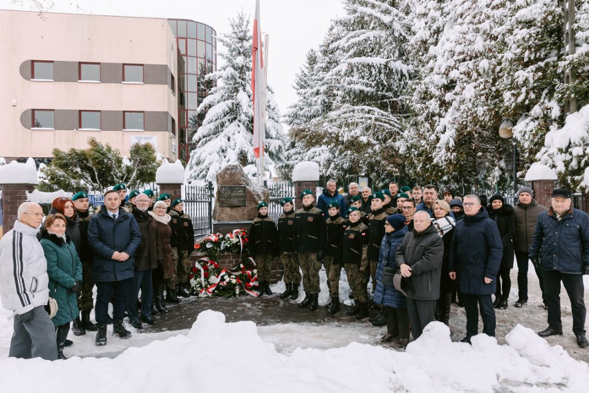 W 41. rocznicę wprowadzenia stanu wojennego w Rzeszowie oddano hołd "Znanym i Nieznanym Ludziom Solidarności" [ZDJĘCIA]