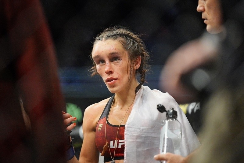 Gala UFC.  Joanna Jędrzejczyk: Wszystko przez cięcie wagi