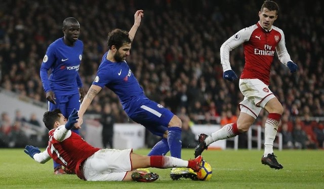 Chelsea - Arsenal. Gdzie oglądać mecz za darmo? [TRANSMISJA TV ONLINE, STREAM LIVE ZA DARMO 10.01.2018]