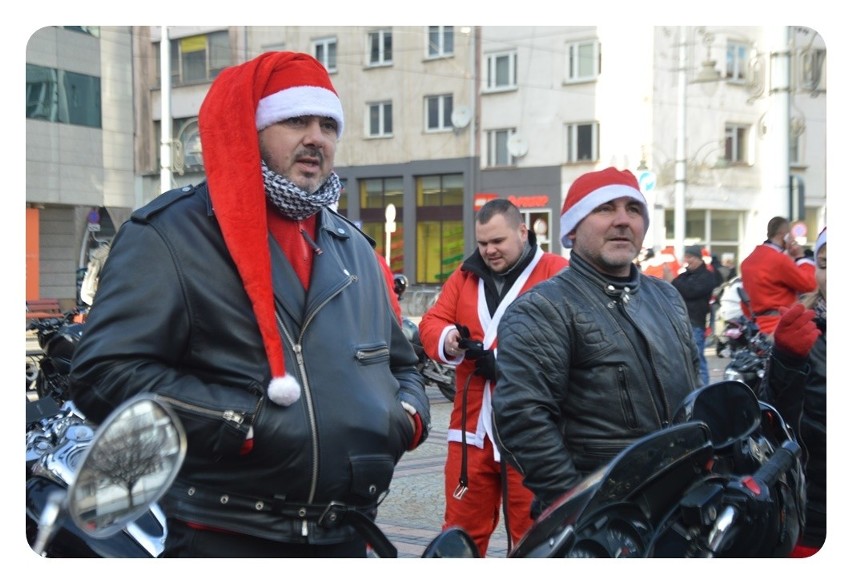 Moto Mikołaje 2017. Na motocyklach wręczali dzieciom prezenty [ZDJĘCIA]