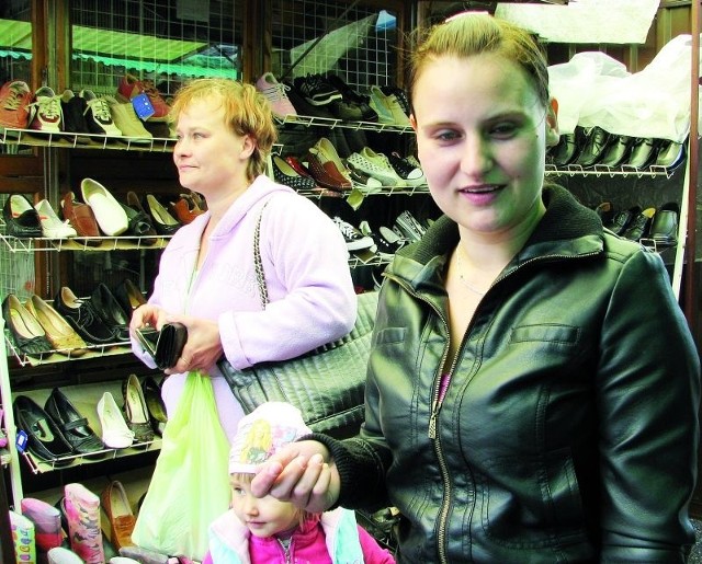 Bazar, to kiepska wizytówka naszego miasta &#8211; uważa Paulina Wikarska, suwalczanka. &#8211; Przydałby się choćby remont niektórych straganów.