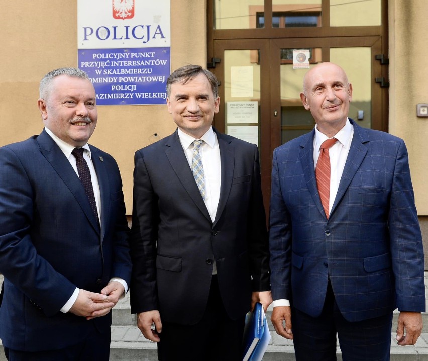 Minister sprawiedliwości Zbigniew Ziobro odwiedził w sobotę Skalbmierz. Zobacz na zdjęciach kto był na spotkaniu