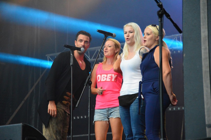 Myślenice. Święto gminy trwa. W sobotę królował folk i pop, a jutro dawka rocka i ...rock-polo. 