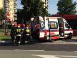 Wypadek w Sosnowcu. Samochód zderzył się z tramwajem na ulicy 3 Maja. Młody kierowca w szpitalu ZDJĘCIA