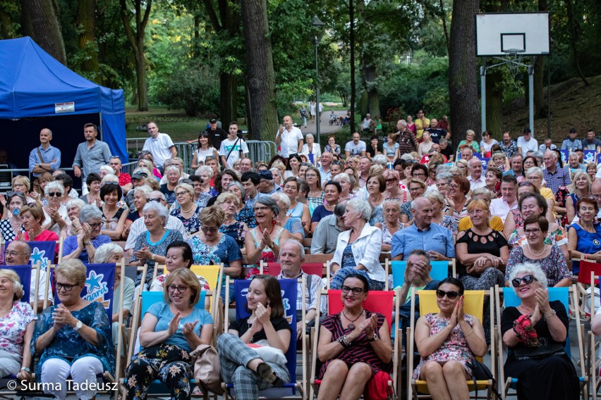 "Parole, parole..." Rekordowo duża publiczność na świetnym koncercie Sceny Art Cafe [ZDJĘCIA]