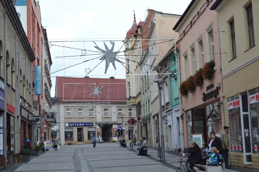 Rybnik ma już Boże Narodzenie! Zawiesili ozdoby przed...