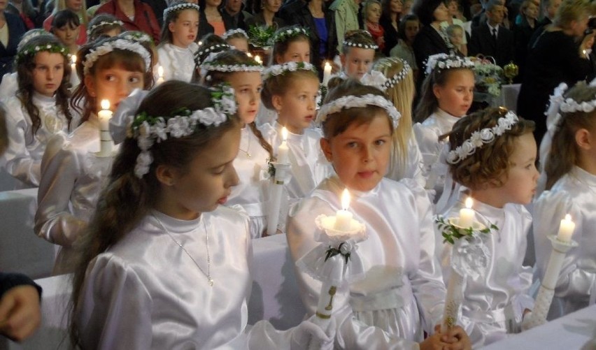 Pierwsza Komunia Święta w kościele pw. Jana Chrzciciela w...