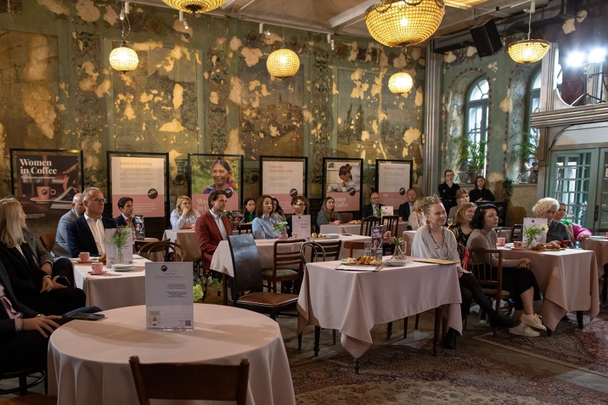 Kraków. Hevre na Kazimierzu pierwszym lokalem wspierającym projekt "Women in coffee"