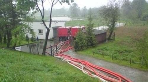 Po deszczach strażacy musieli wypompowywać wodę z piwnic i mieszkań