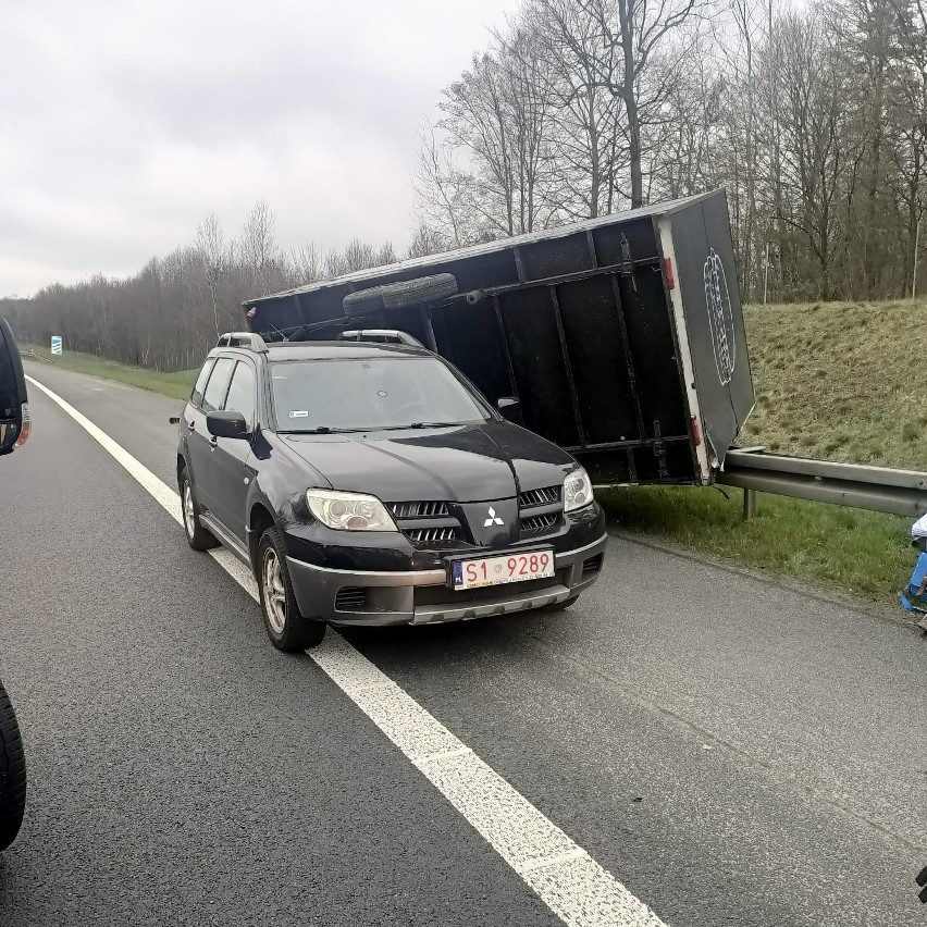 Wypadek na A4 na wysokości Strzelec Opolskich.