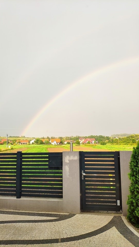 Przepiękna podwójna tęcza nad Krakowem. Zdjęcia od naszych Czytelników! [GALERIA]