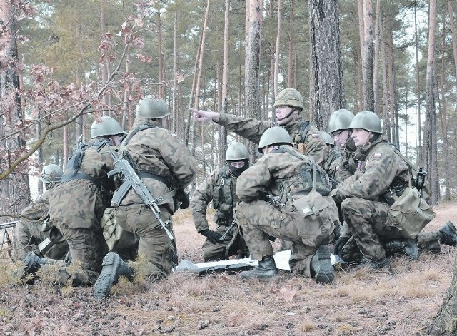 Do misji w Kosowie żołnierze szykują się od września. W Żaganiu sprawdzali, czy już są gotowi.