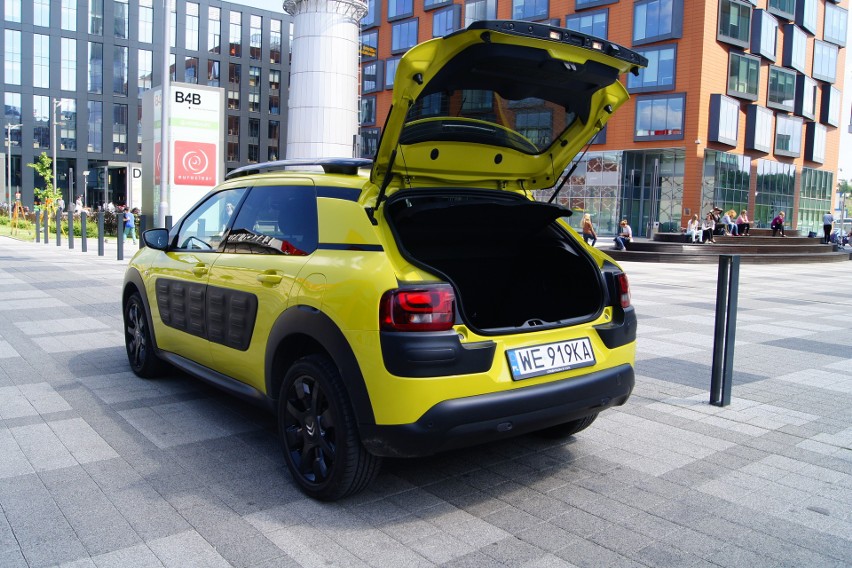 Citroën C4 Cactus to samochód osobowy typu crossover, klasy...