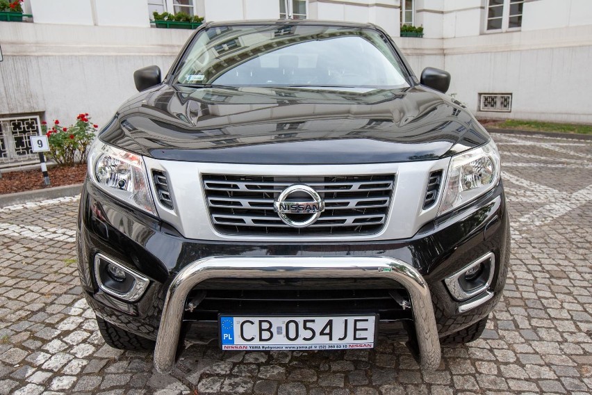 Dwa samochody nissan navara otrzymały dziś posterunki...