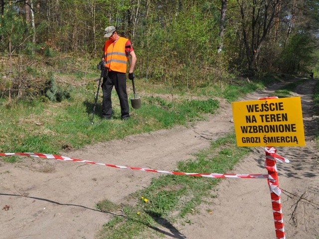 Lasy w okolicach Bornego przeczesuje blisko setka saperów. Do końca przyszłego roku mają oczyścić tutejsze lasy z niebezpiecznych pozostałości po dwóch armiach.