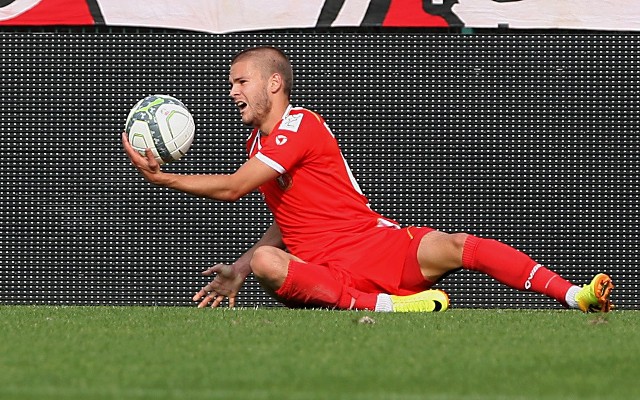 Veljko Batrović jest obecnie jednym z dwóch piłkarzy Widzewa, którzy leczą kontuzję i w Niecieczy na pewno nie zagra