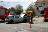 Wypadek w Opolu. Na skrzyżowaniu ulicy 1 Maja z Plebiscytową opel zderzył się z volkswagenem