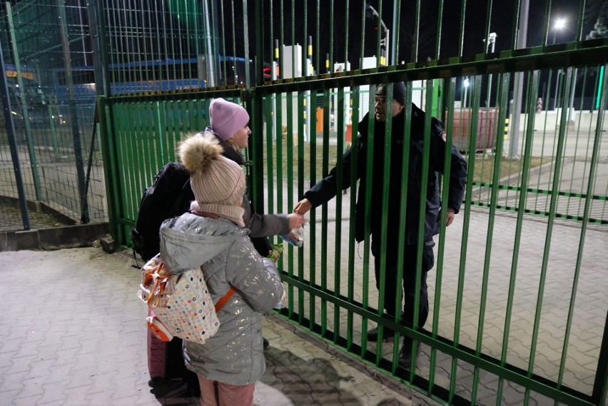 Wejście do Polski osób przechodzących przez przejście...