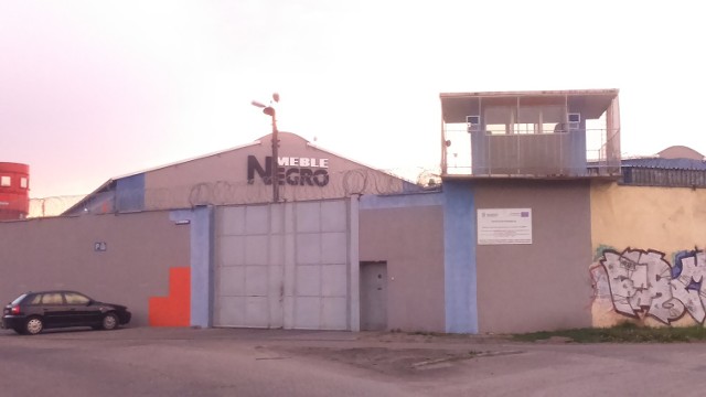 W Czarnem skazani produkują meble. Powstał nowy zakładFabryka Meble Negro działa na terenie Podstrefy Czarne SSSE, która obejmuje część Zakładu Karnego w Czarnem.