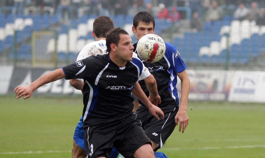 2008-2009: Unia Tarnów (III liga)...