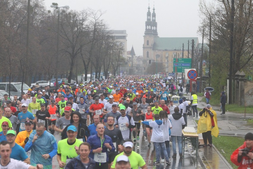 10. Poznań Półmaraton w marcu. Zapisy wystartowały! Na...