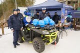 „Kręci mnie bezpieczeństwo na stoku”, czyli policyjna ogólnopolska akcja w Krynicy-Zdroju. Policjanci przypomnieli narciarzom Dekalog FIS